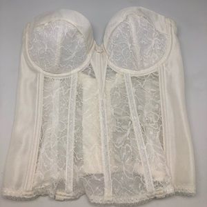 Dominique Corset Ivory 32C 8740